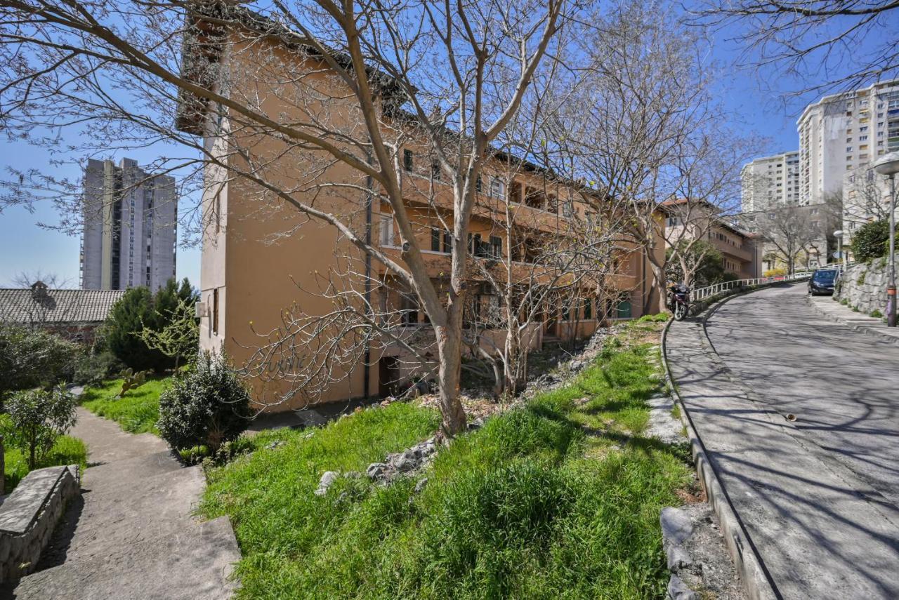 Apartment Terrazzo غييكا المظهر الخارجي الصورة
